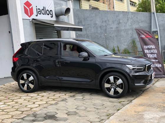 VOLVO XC40 2.0 T5 GASOLINA MOMENTUM AWD GEARTRONIC VOLVO XC40 2.0 T5 GASOLINA MOMENTUM AWD GEARTRONIC